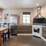 Villa Riihitonttu - Cozy For 8 Guests