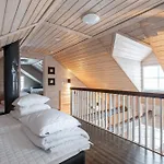 Riihitonttu - Cozy For 8 Guests * Muurame