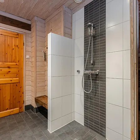 Cozy For 8 Guests - Riihitonttu Willa